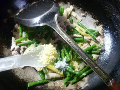 Make Skinny veggie tails with fried beans step 10