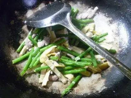 Make Skinny veggie tails with fried beans step 11