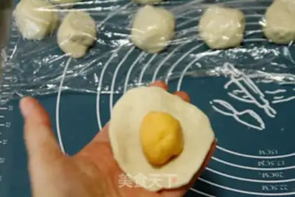 Make Sand buns step 18