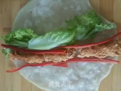 Make Old Beijing chicken roll step 9