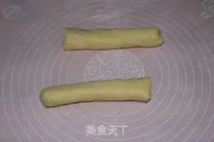 Make Two-colour tea cookies step 6