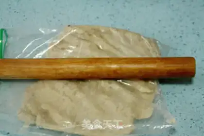 Make Bean Mountain medicine cake step 2