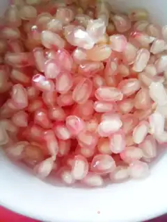 Make Diving pomegranates step 6
