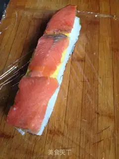 Make Meatball salmon sushi step 8