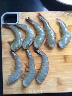 Make Garlic shrimp step 0
