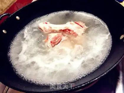 Make Spicy hot pot step 1
