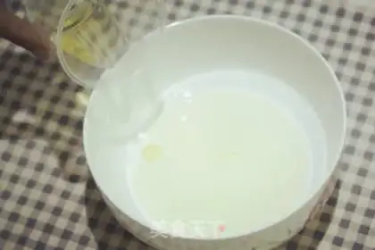 Make Cranberry McFean step 1