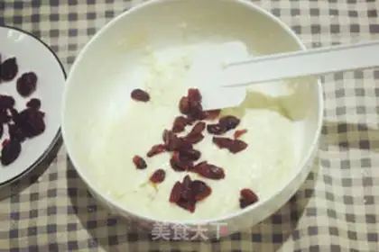 Make Cranberry McFean step 5
