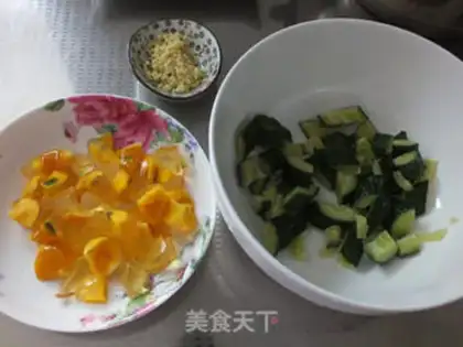 Make The cucumber turns into eggs step 1