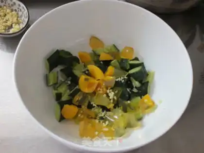 Make The cucumber turns into eggs step 2