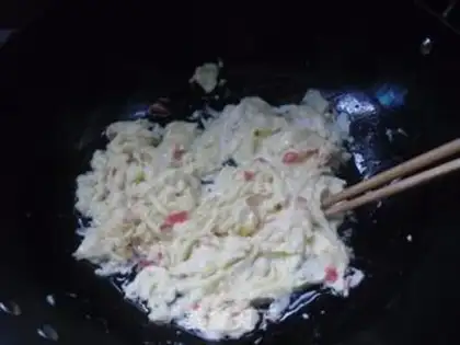 Make Seafood, yellow eggs step 3