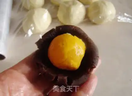 Make Red bean yolk step 3