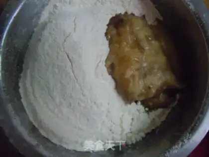 Make Coconut banana cake step 4