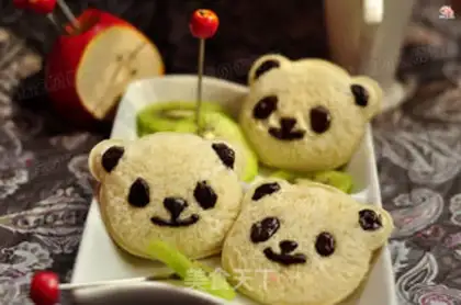 Make Panda sandwich step 12