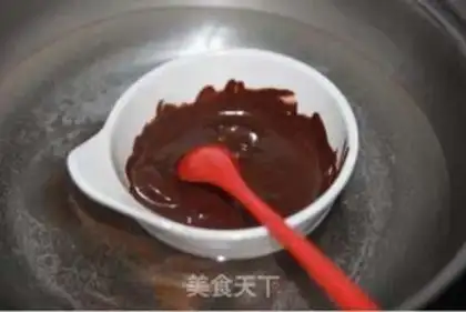 Make Chocolate diamonds step 1