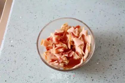 Make Tomato bacon cheesetta step 13