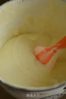 Make Yogurt cake step 16