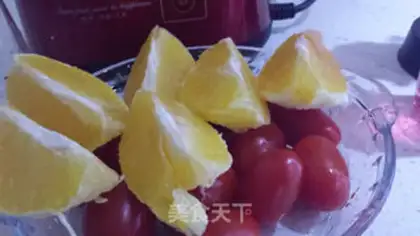 Make Tomato sweet orange juice step 1