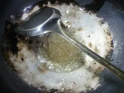 Make Garlic pasta step 3