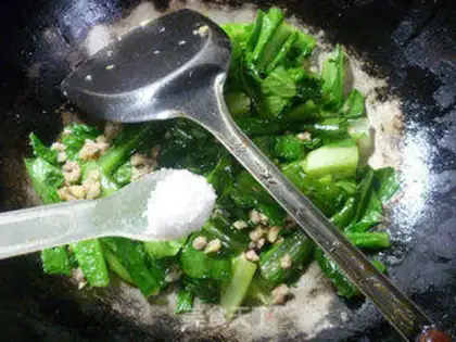 Make Garlic pasta step 8