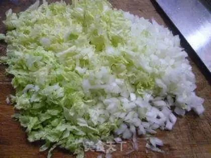 Make Pork dumplings step 1