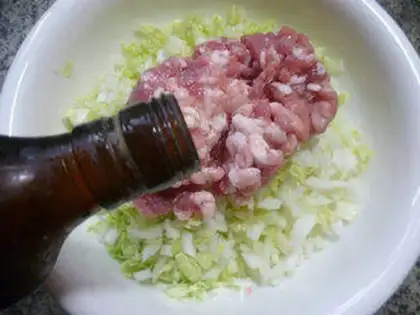 Make Pork dumplings step 3
