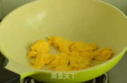Make Tomato eggs step 6