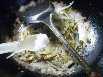 Make Snow gravy radish step 9