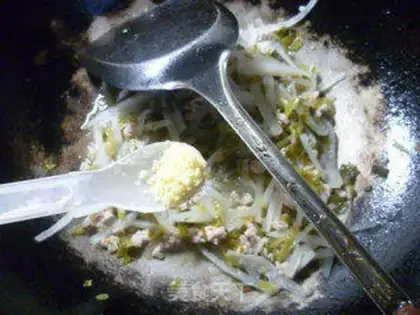 Make Snow gravy radish step 10