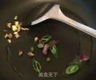 Make Tomato sauce noodles step 2