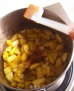 Make Flower apple pie step 4
