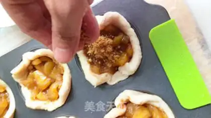 Make Flower apple pie step 9