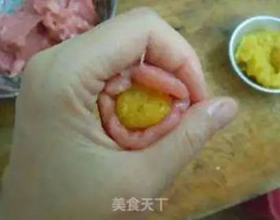 Make Scrambled mooncake step 8