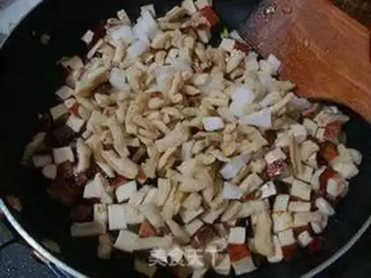 Make Roach-ding chicken step 5