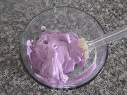 Make Barclay cream cake step 16