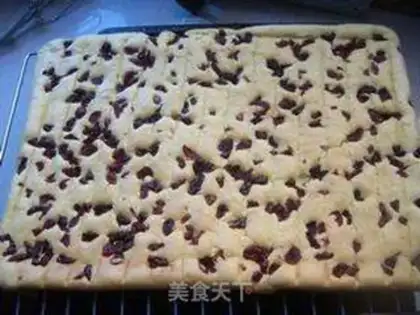 Make Cranberry cake step 17