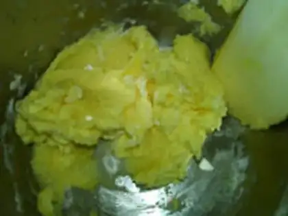 Make Cream-crackers step 2