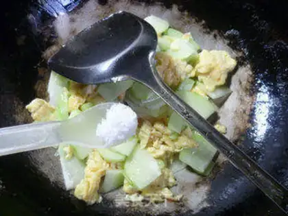 Make Eggs and ferrets step 8