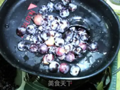 Make Mallory grape juice step 2