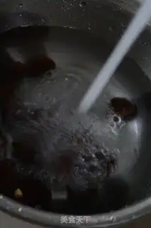 Make Sugar roasted chestnuts step 1