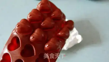 Make Heart-shaped cheesecake step 1