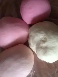 Make Birthday bun step 1