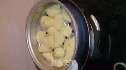 Make Spicy mashed potatoes step 1