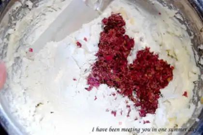 Make Rose cookies step 3