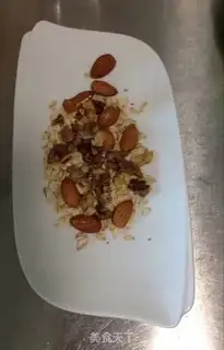 Make All-sherry nut toast step 2