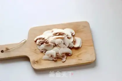 Make Garlic Italy Noodles step 3