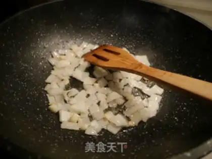 Make The green mushroom fried meat step 1