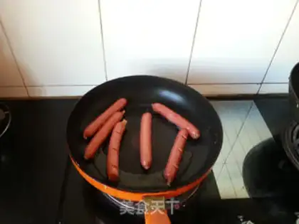 Make Gold buns of sausage step 7