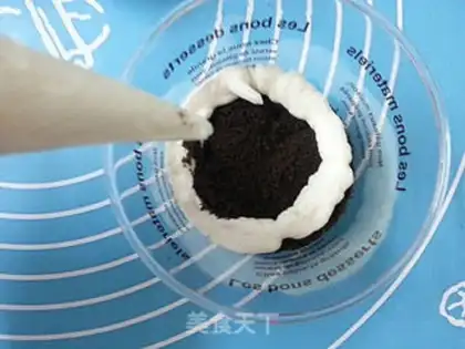 Make Blueberry drywood cake step 7