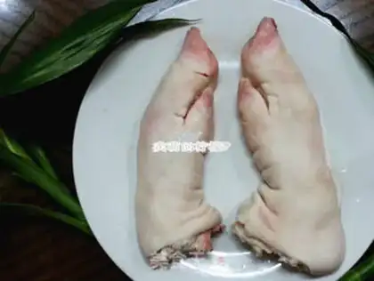 Make Secret pig hoof step 1